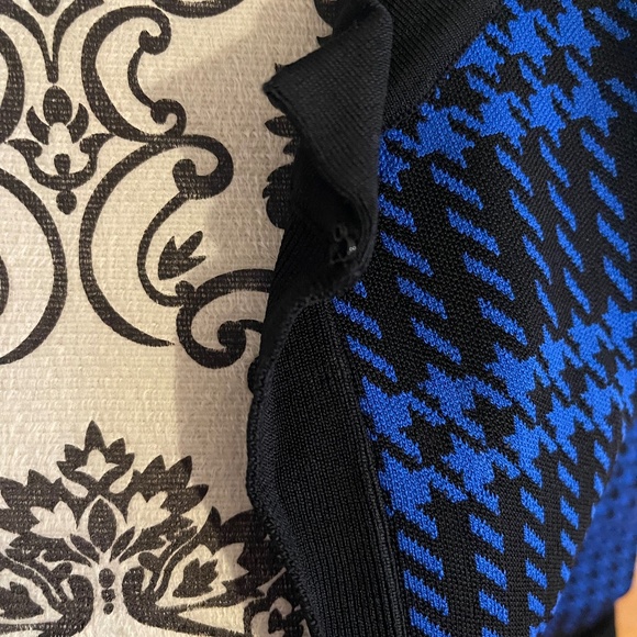 NWOT! Bebe Cobalt Blue & Black Houndstooth Cropped Cardigan SMALL Web Exclusive - Picture 8 of 16